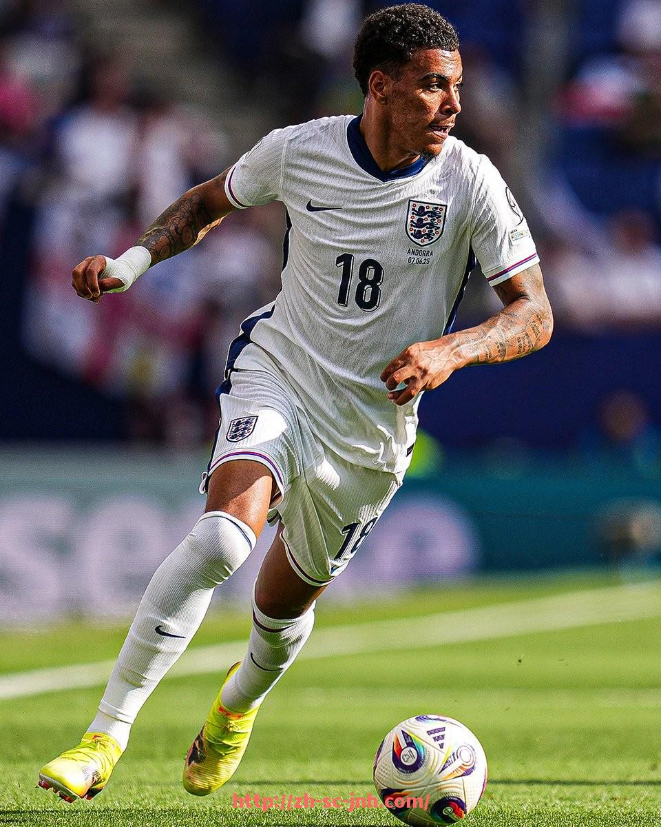 金年会-法甲本赛季最强阵容官方与媒体版本对比